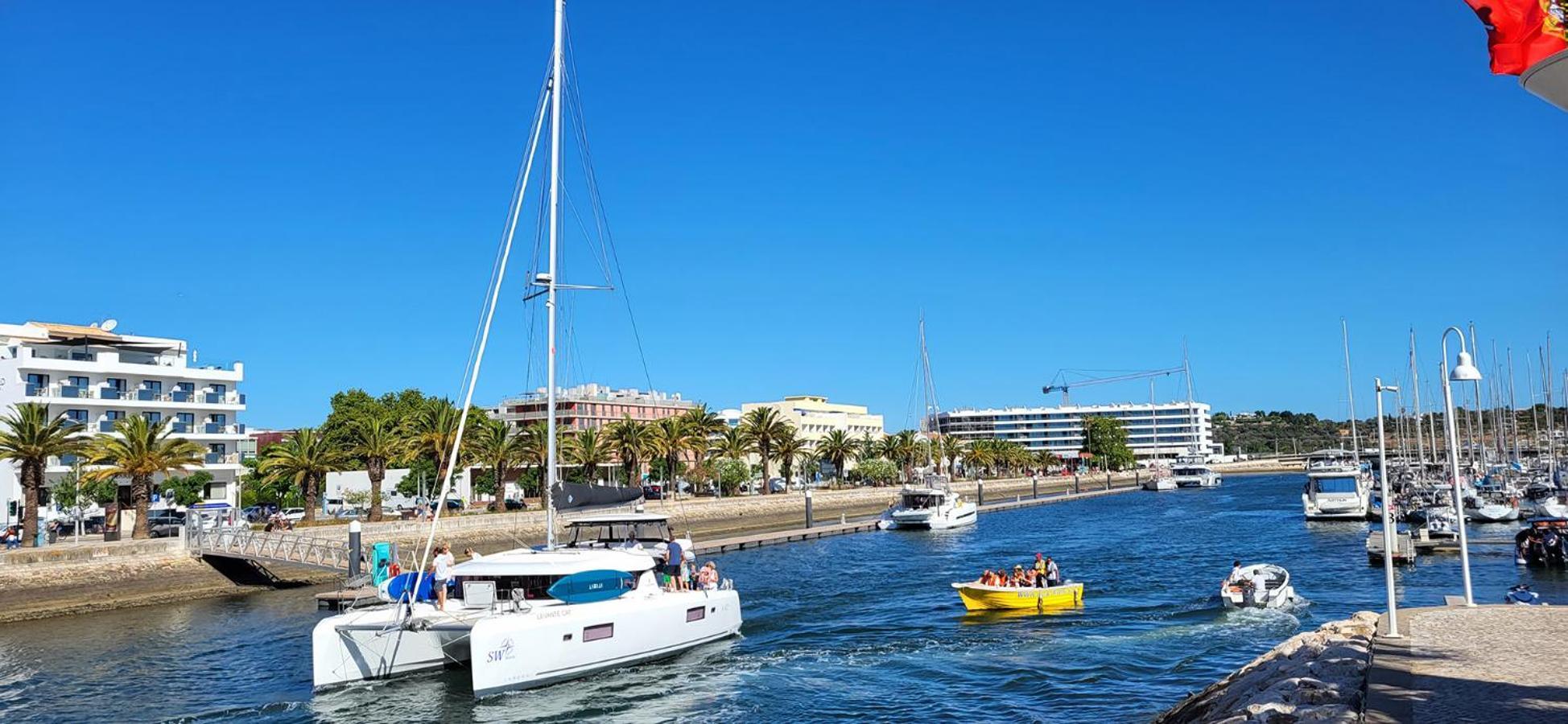 Lagos-Piscine Et Mer- Condominio Do Mar Екстериор снимка
